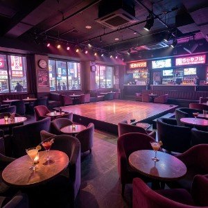 クラブ生活: Afterparty