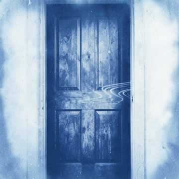 Слышишь - стучит